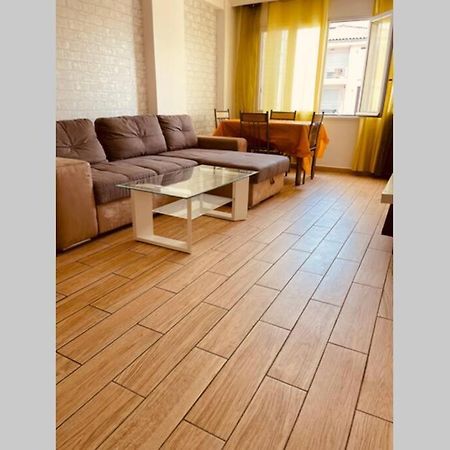 Charmant T3 A Toulon Commerces Et Bus A Proximite Bagian luar foto